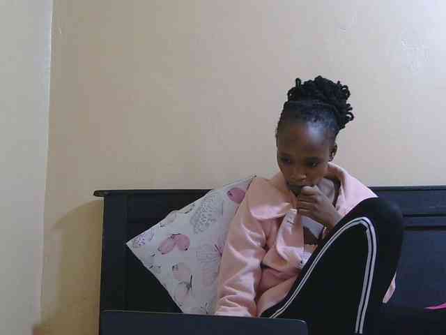 kinkydolll webcam