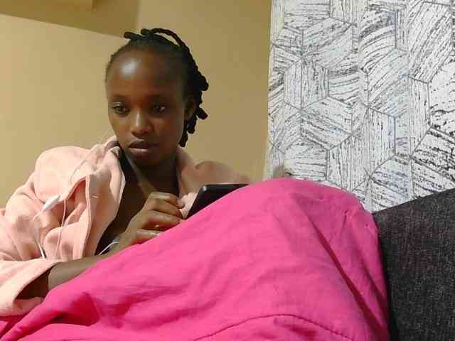 kinkydolll webcam