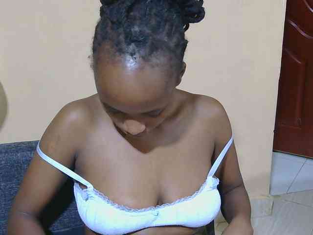 kinkydolll webcam