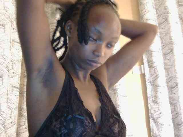 kinkydolll webcam