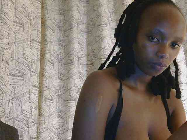 kinkydolll webcam