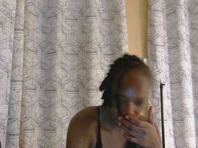 kinkydolll webcam