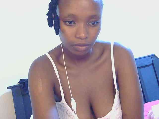 kinkydolll webcam