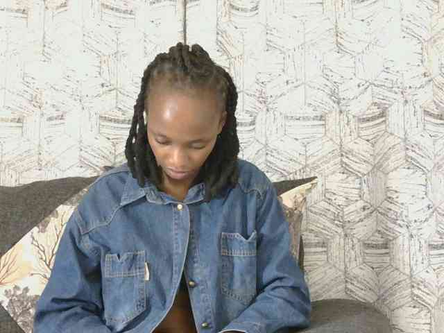 kinkydolll webcam