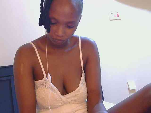 kinkydolll webcam