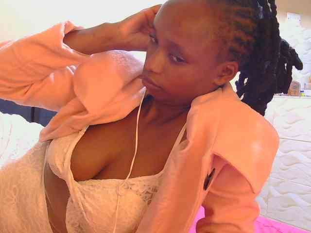 kinkydolll webcam