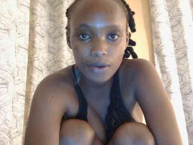 kinkydolll webcam