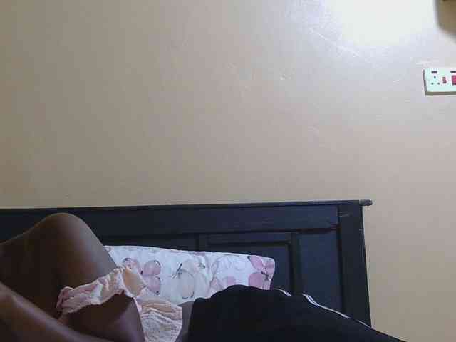 kinkydolll webcam