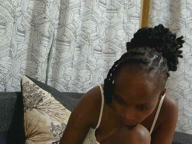kinkydolll webcam