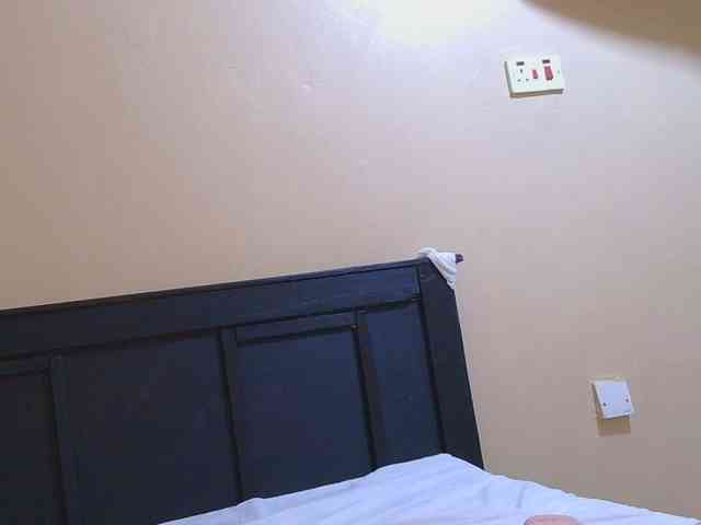 kinkydolll webcam