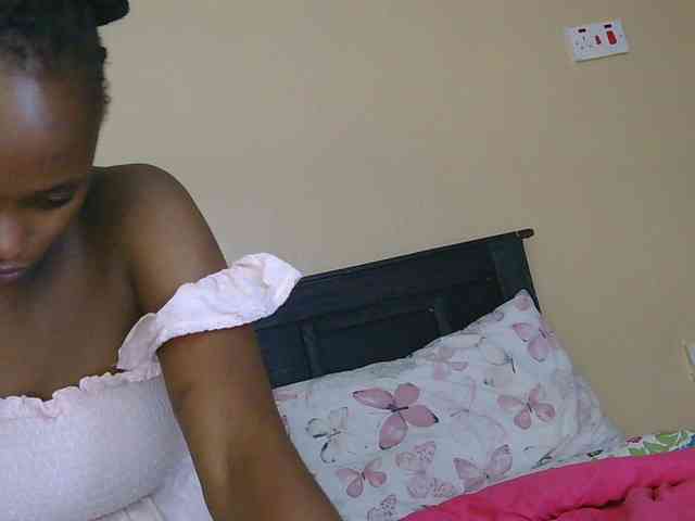 kinkydolll webcam