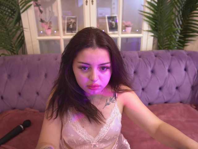 SinfulKitten live cam on BongaCams