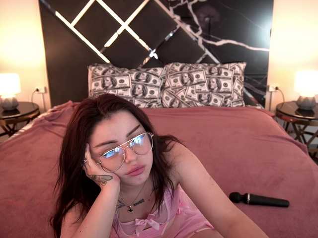 SinfulKitten live cam on BongaCams