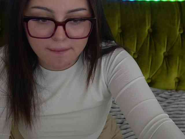 SinfulKitten webcam