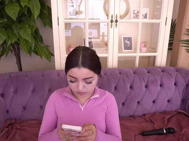 SinfulKitten webcam