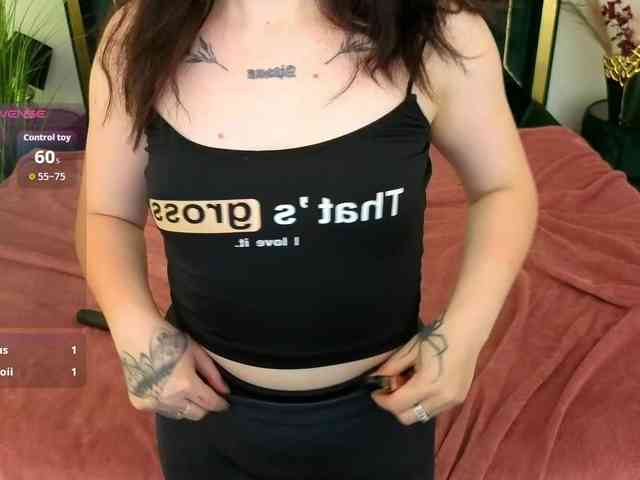 SinfulKitten webcam