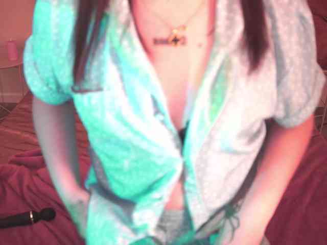 SinfulKitten webcam