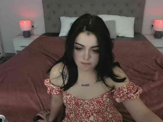 SinfulKitten webcam
