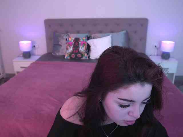 SinfulKitten webcam