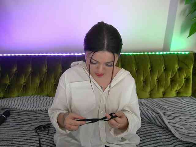 SinfulKitten webcam