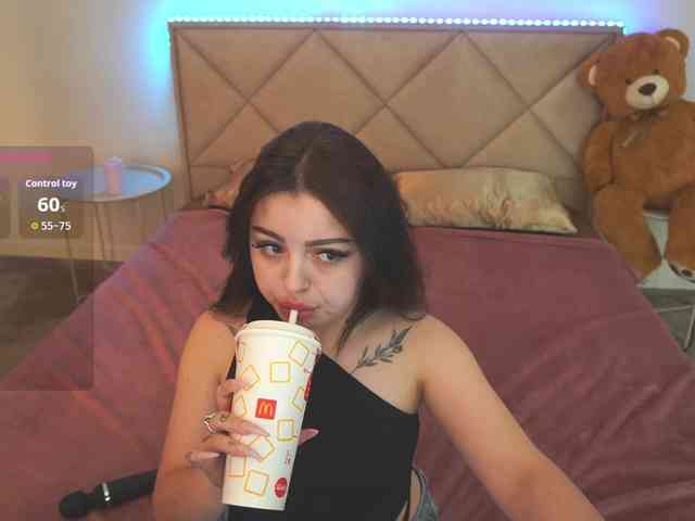SinfulKitten webcam
