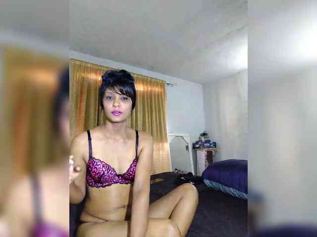 IndianSexyLove webcam