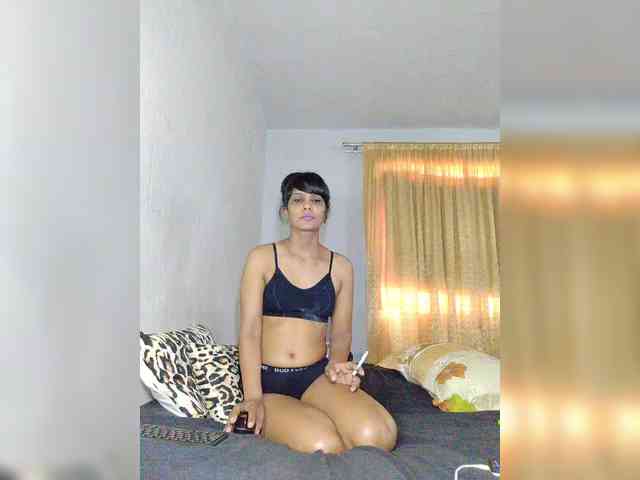 IndianSexyLove webcam