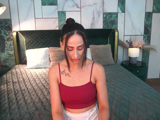 DominikaFire live cam on BongaCams