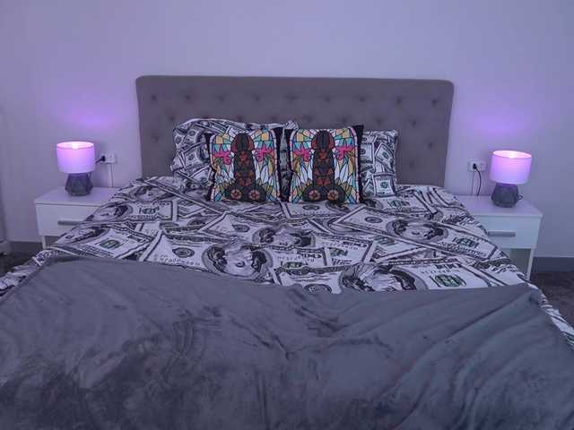 DominikaFire live cam on BongaCams