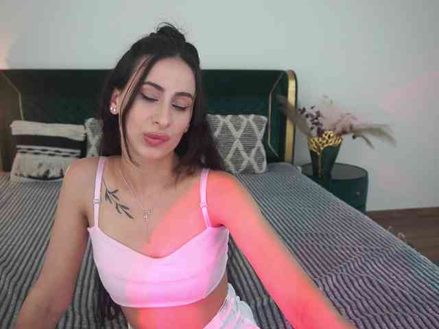 DominikaFire webcam