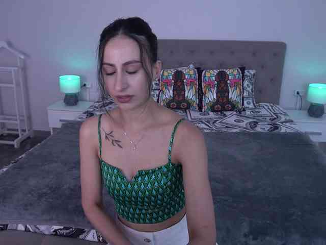dominikafire's live room