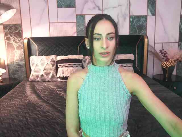 DominikaFire webcam