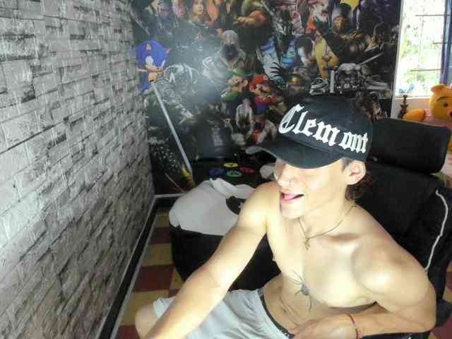 sebas-jusa Sex Cam Show