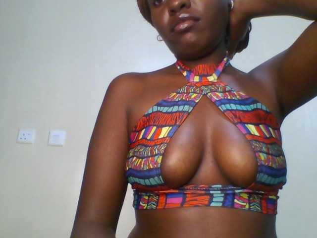 Leslie-ann1 live webcam show