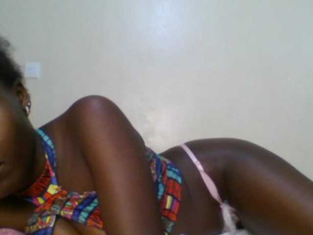 Leslie-ann webcam