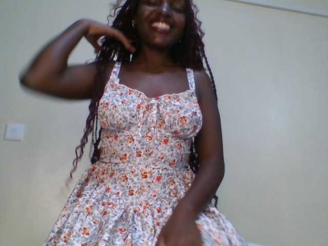Leslie-ann1 live cam on BongaCams