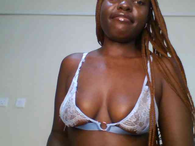Leslie-ann webcam