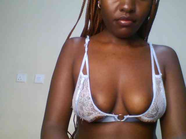 Leslie-ann webcam