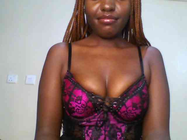 Leslie-ann webcam