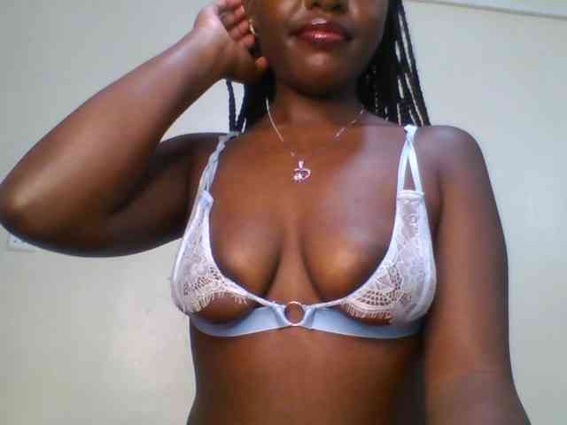 Leslie-ann webcam