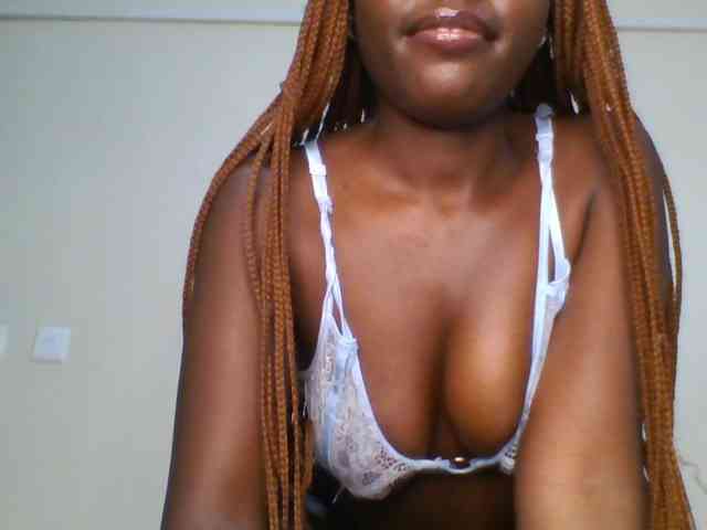Leslie-ann webcam