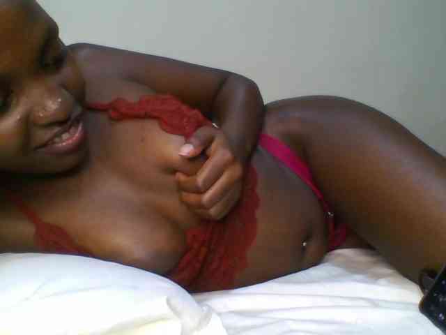 Leslie-ann webcam