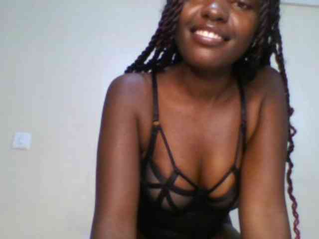 Leslie-ann webcam