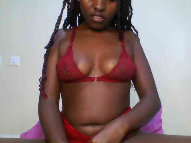 Leslie-ann webcam
