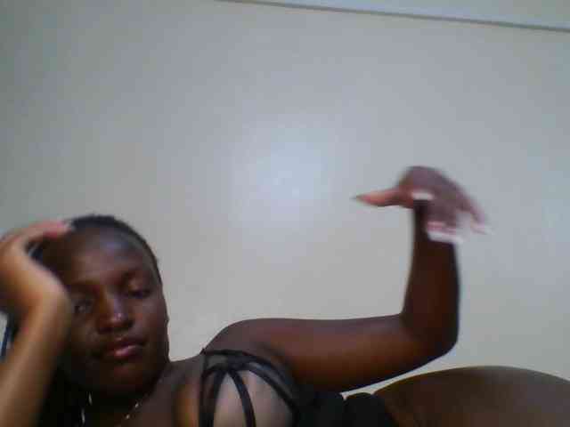 Leslie-ann webcam