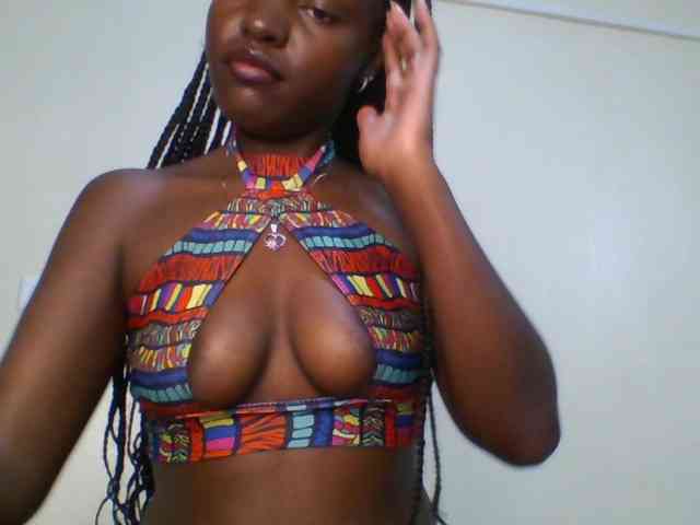 Leslie-ann webcam