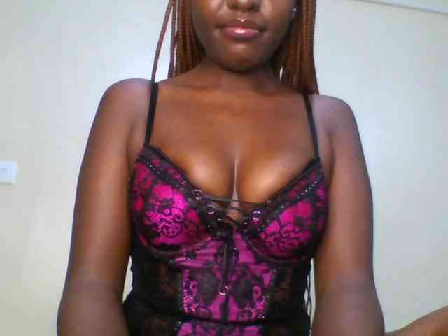 Leslie-ann webcam