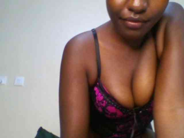 Leslie-ann webcam