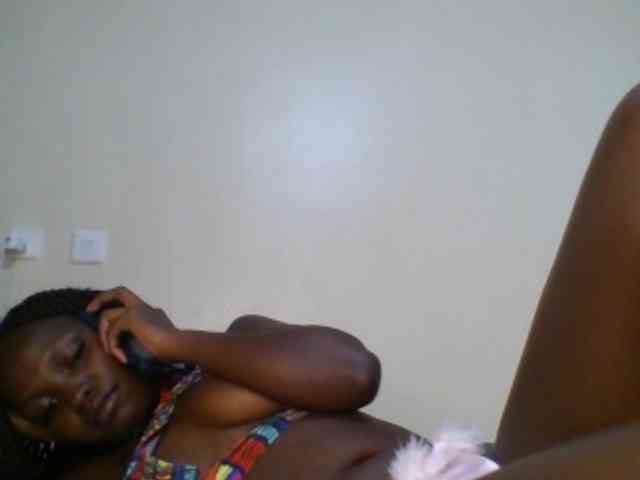 Leslie-ann webcam