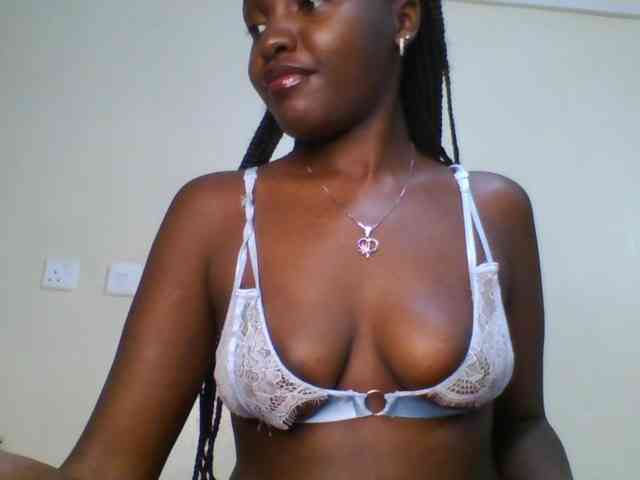 Leslie-ann webcam